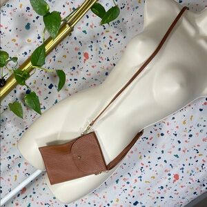 NWOT Jesse & co. Super soft Brown Leather Crossbody cell phone purse Bag